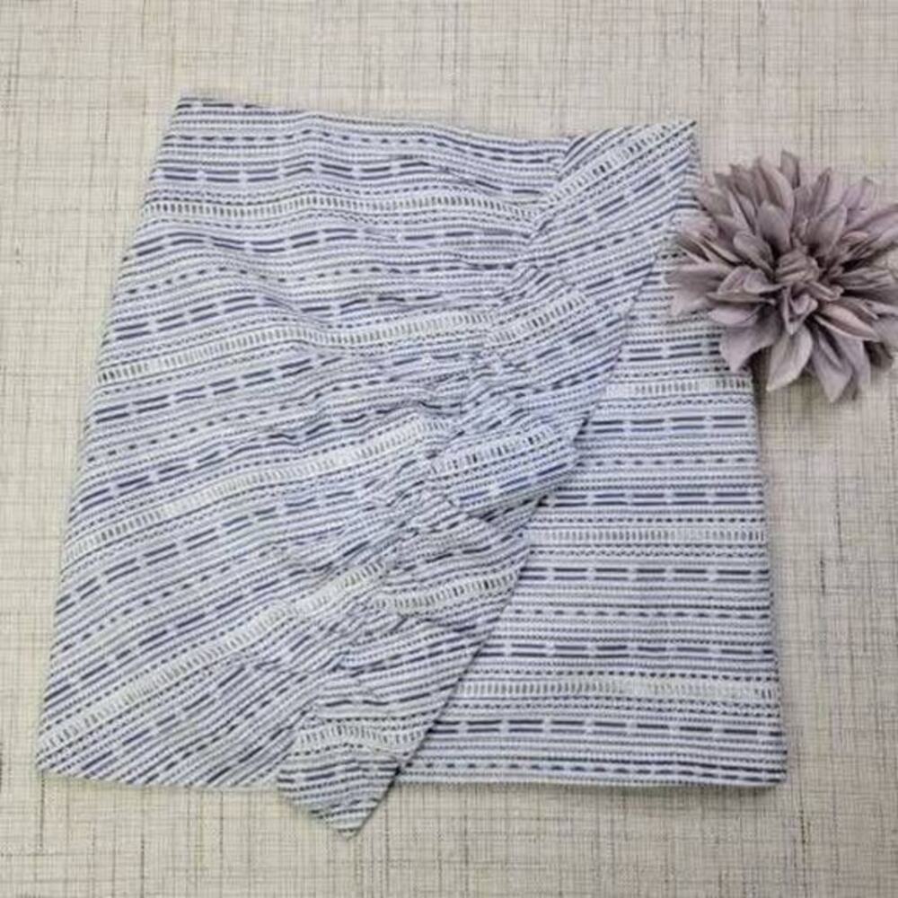 Waverly Grey Liberant Women Mini Skirt Ruffle White Blue Size 2
